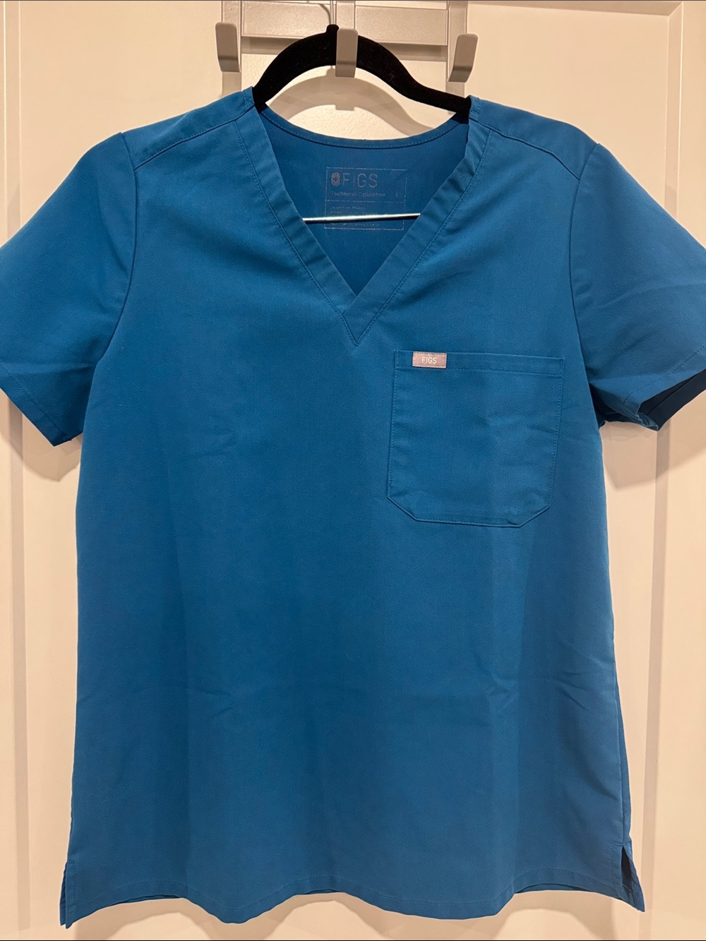 Figs Catarina One-Pocket Scrub Top